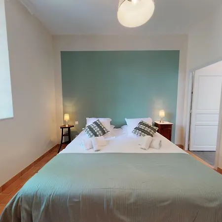 Apartment Domaine Paul Huc *
