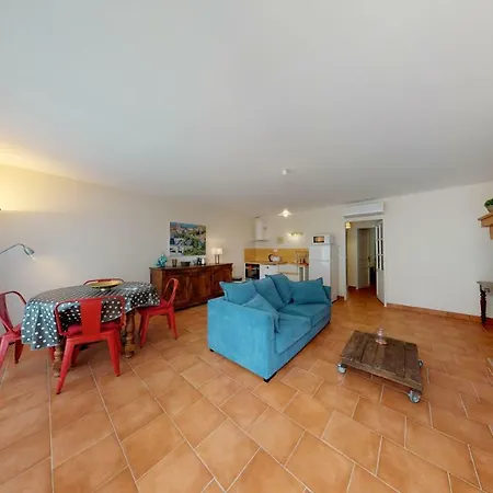 Domaine Paul Huc Apartman